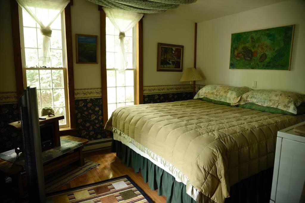 Fox Trot Cabin Meadows of Dan Exterior photo